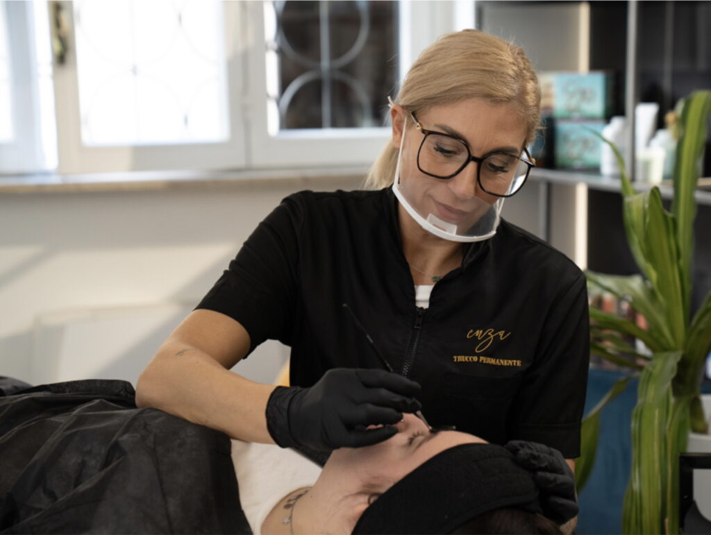 ENZA TRUCCO PERMANENTE
Cosa analizziamo durante la consulenza (30–45 min)